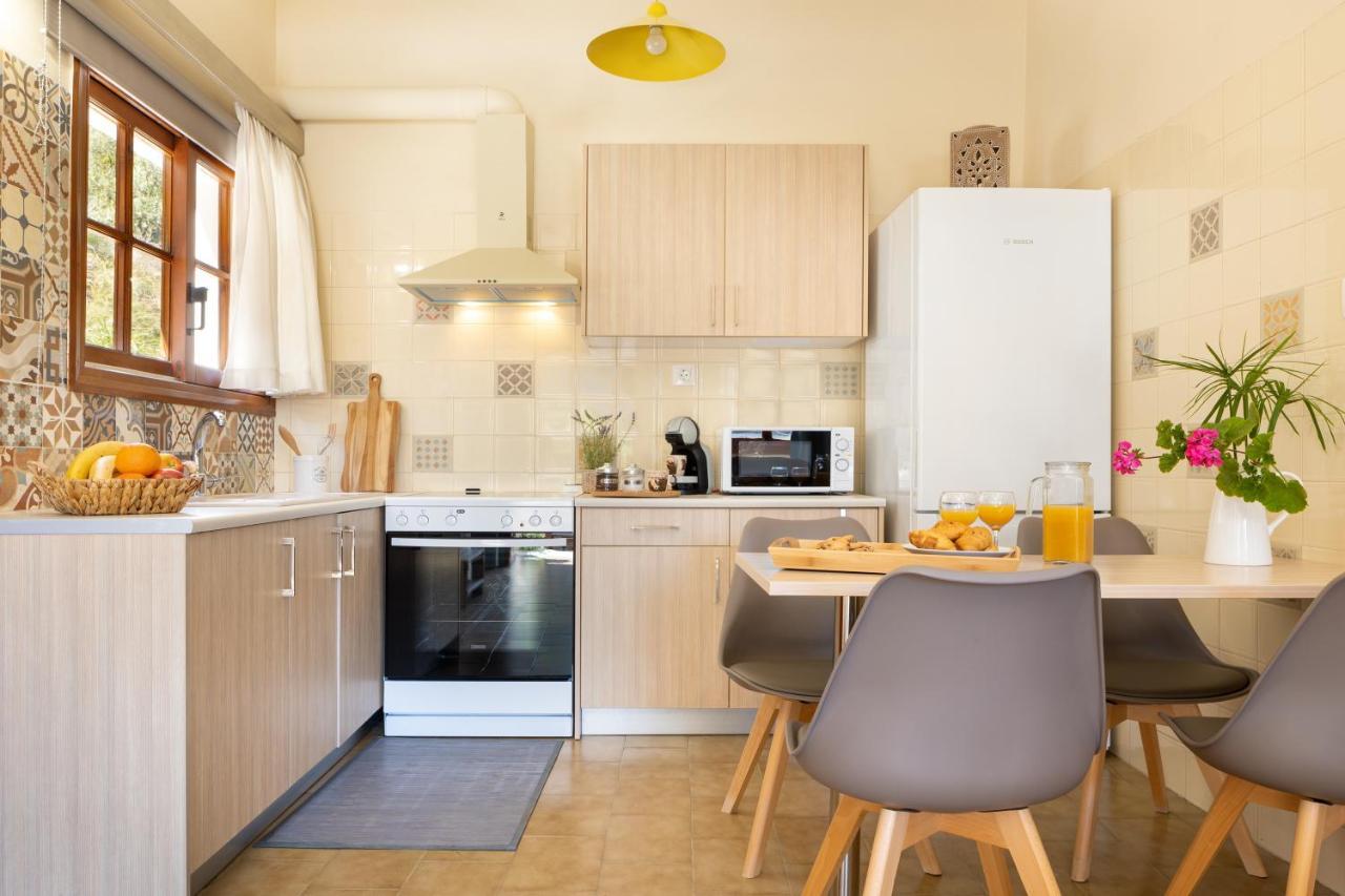Avra Apartments Καλύβες Εξωτερικό φωτογραφία